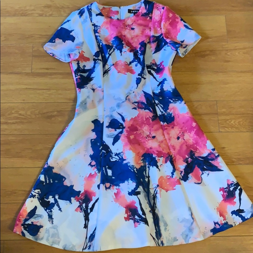Beautiful floral dress structured
